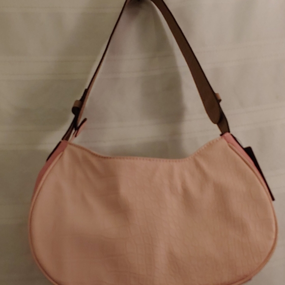 Guess Purse - Picture 6 of 8